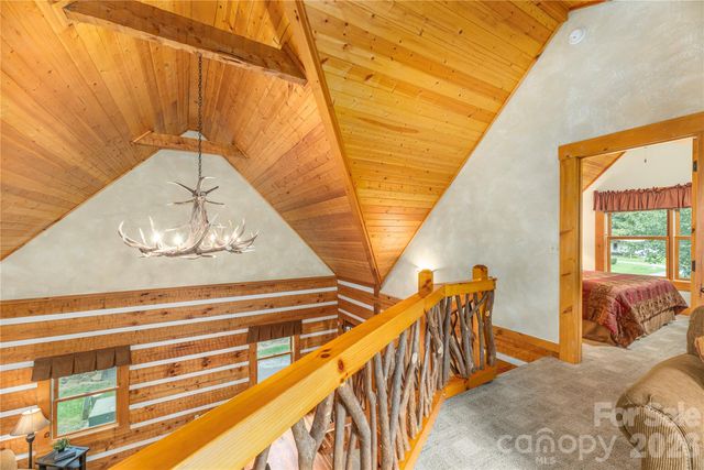 93 Rachels Circle, Maggie Valley, NC 28751