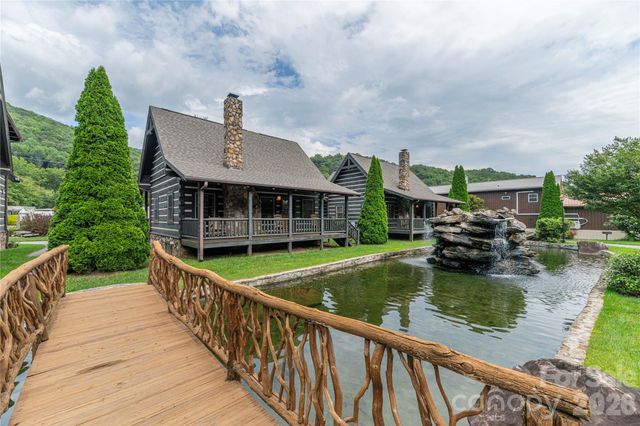 93 Rachels Circle, Maggie Valley, NC 28751