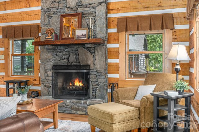 93 Rachels Circle, Maggie Valley, NC 28751