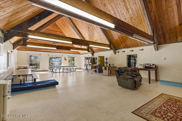 8072 W Radmer RD, Rathdrum, ID 83858