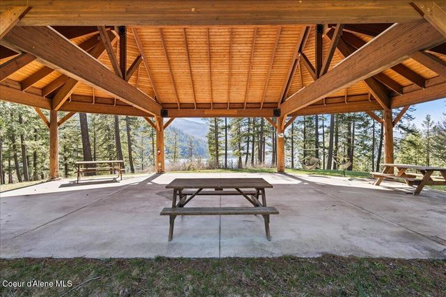 8072 W Radmer RD, Rathdrum, ID 83858