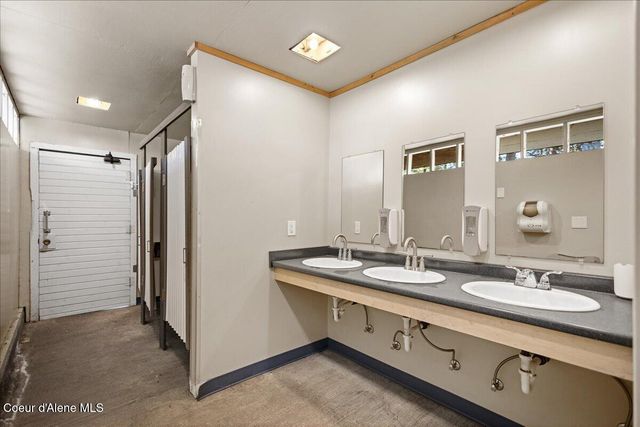 8072 W Radmer RD, Rathdrum, ID 83858