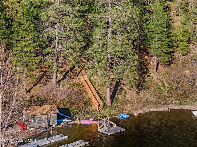 8072 W Radmer RD, Rathdrum, ID 83858