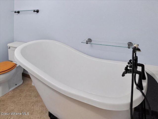 8072 W Radmer RD, Rathdrum, ID 83858