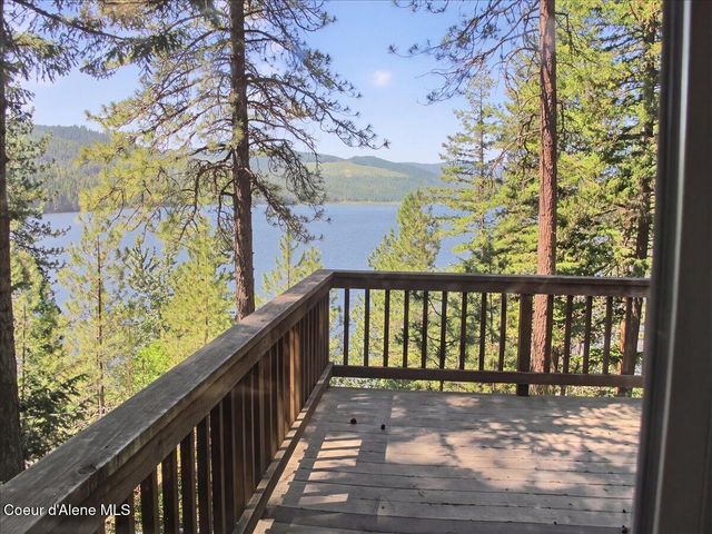 8072 W Radmer RD, Rathdrum, ID 83858