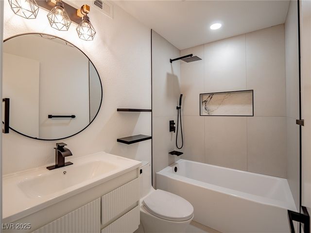 4356 Cloverhill Court, Las Vegas, NV 89147