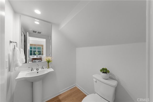 171 Elkhorn, Irvine, CA 92618