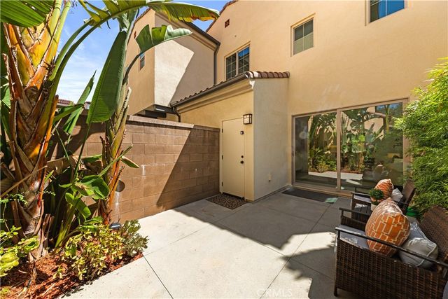 171 Elkhorn, Irvine, CA 92618