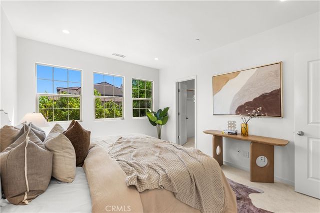 171 Elkhorn, Irvine, CA 92618