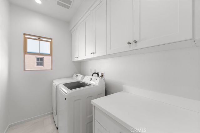 171 Elkhorn, Irvine, CA 92618