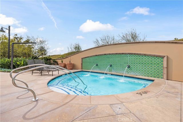 171 Elkhorn, Irvine, CA 92618