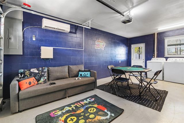 6004 TAMPA SHORES BOULEVARD, Tampa, FL 33615