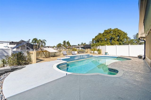 6004 TAMPA SHORES BOULEVARD, Tampa, FL 33615