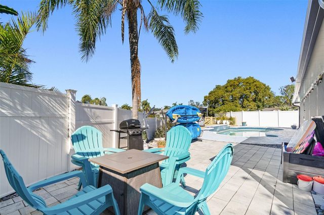 6004 TAMPA SHORES BOULEVARD, Tampa, FL 33615