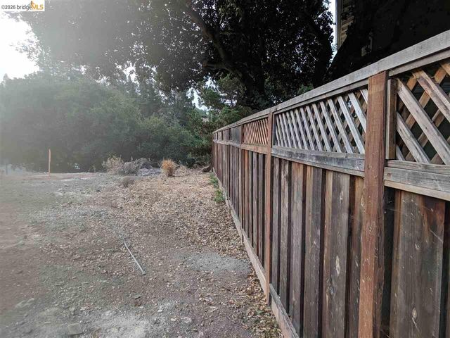 0 Redwood Rd, Oakland, CA 94619