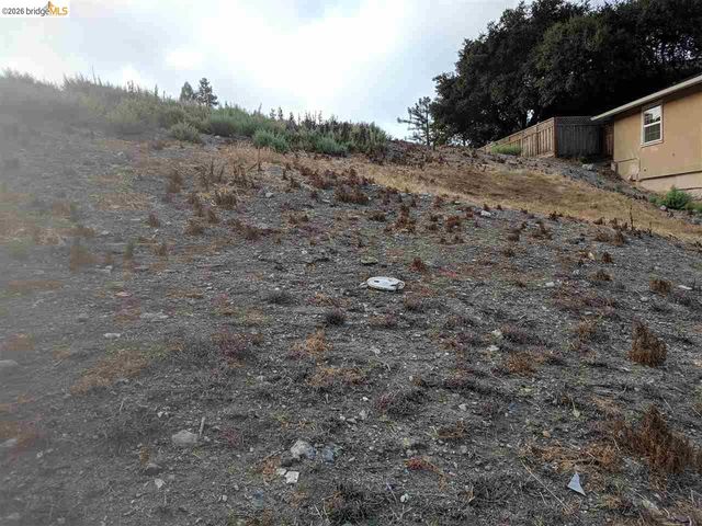 0 Redwood Rd, Oakland, CA 94619