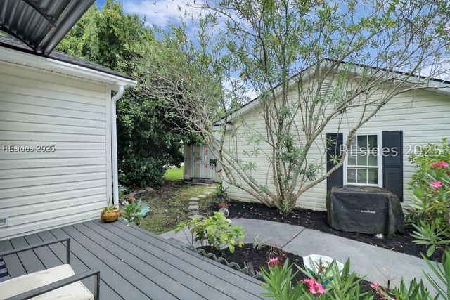 36 Sawmill Forest Dr, Bluffton, SC 29910