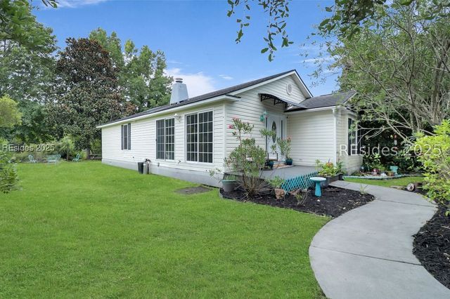 36 Sawmill Forest Dr, Bluffton, SC 29910