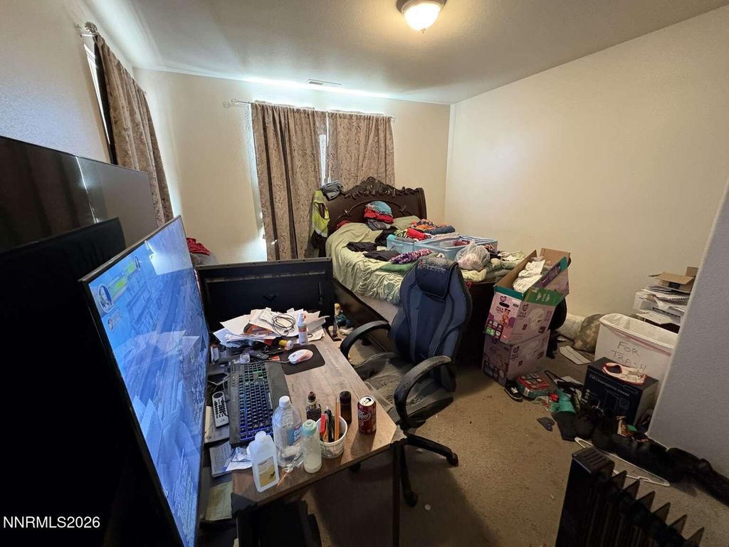 Image 11 of property listing at 20888 White Rock Drive, Reno, NV 89508