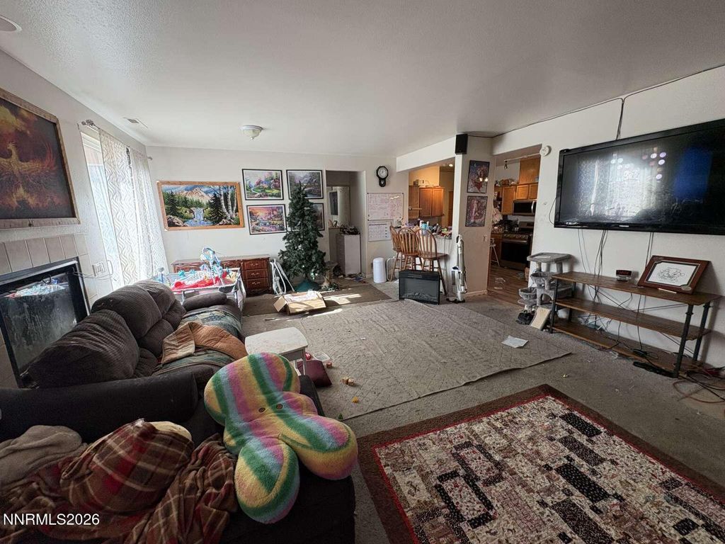 Image 9 of property listing at 20888 White Rock Drive, Reno, NV 89508