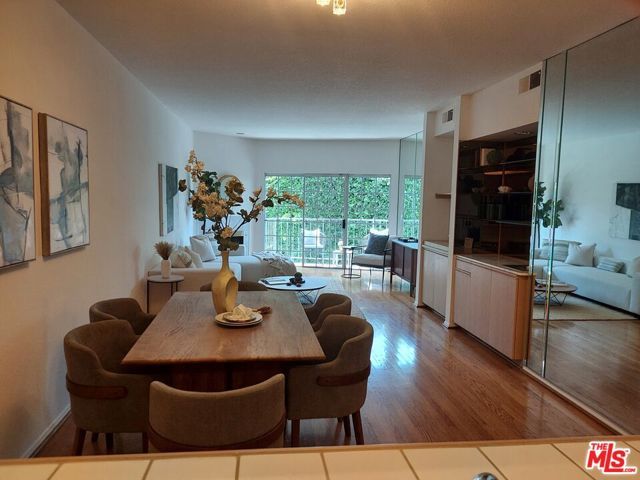 10650 Kinnard Avenue 211, Los Angeles, CA 90024