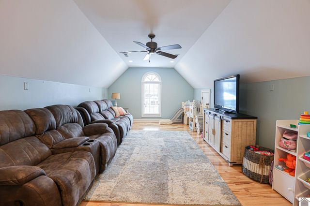 1045 Ashley Drive, Kevil, KY 42053