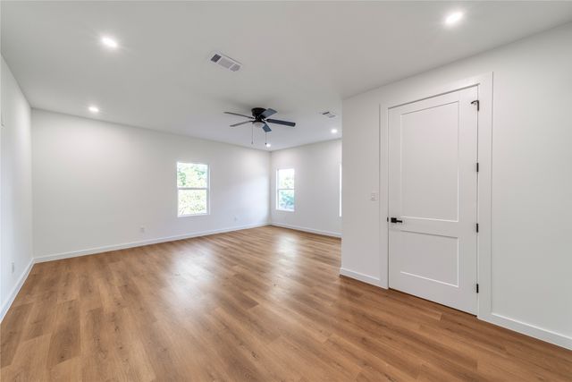 816 Lambert Street, Dallas, TX 75203