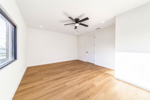 816 Lambert Street, Dallas, TX 75203