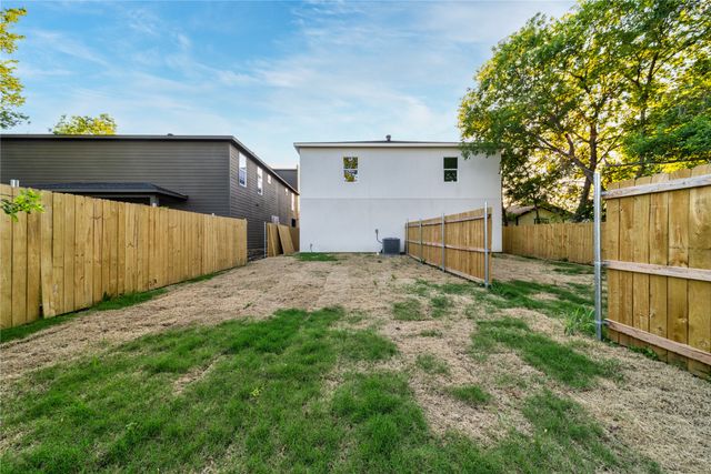 816 Lambert Street, Dallas, TX 75203