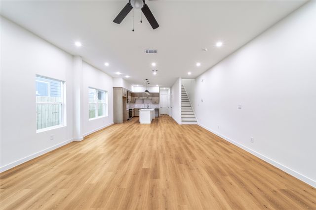 816 Lambert Street, Dallas, TX 75203