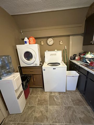 365 Case Avenue, Saint Paul, MN 55130