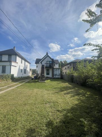 365 Case Avenue, Saint Paul, MN 55130