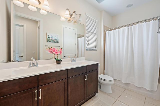 8023 Hobbes Way, Palm Beach Gardens, FL 33418