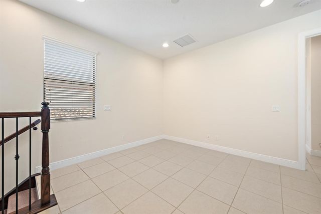 8023 Hobbes Way, Palm Beach Gardens, FL 33418