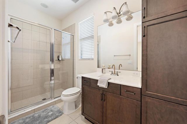 8023 Hobbes Way, Palm Beach Gardens, FL 33418