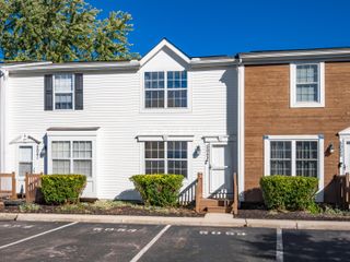 5053 Stoneybrook Boulevard, Hilliard, OH 43026