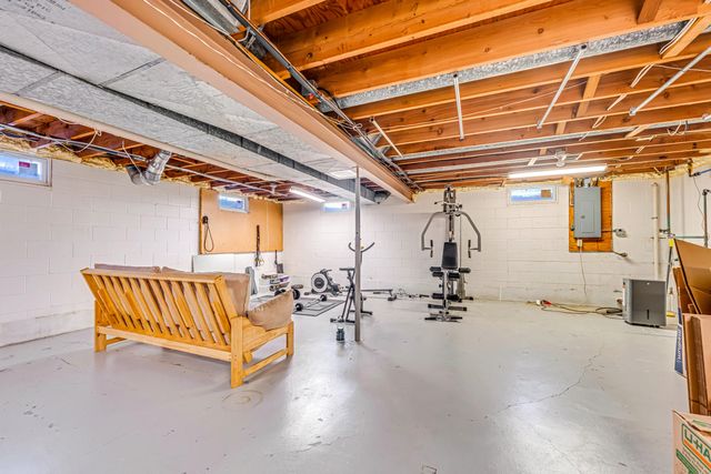 1524 Dogwood Drive, Portage, MI 49024