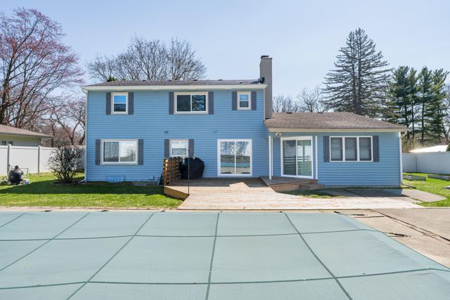 1524 Dogwood Drive, Portage, MI 49024