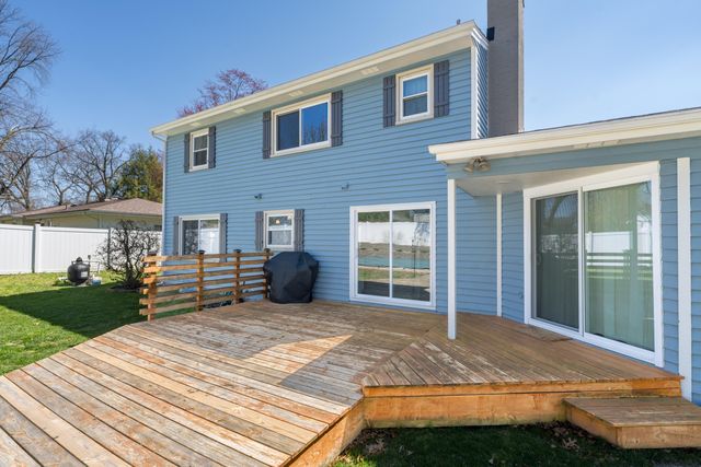 1524 Dogwood Drive, Portage, MI 49024