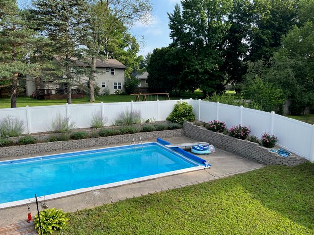 1524 Dogwood Drive, Portage, MI 49024