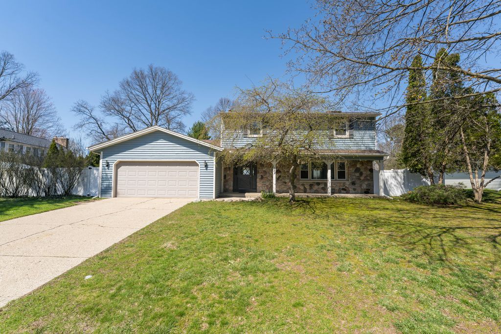 1524 Dogwood Drive, Portage, MI 49024