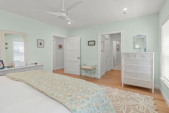 77 Cobblestone Circle, Mashpee, MA 02649