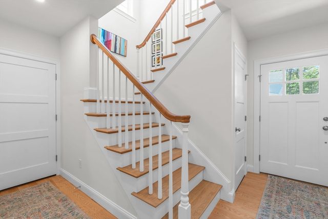 77 Cobblestone Circle, Mashpee, MA 02649