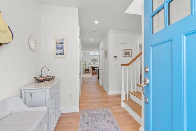 77 Cobblestone Circle, Mashpee, MA 02649