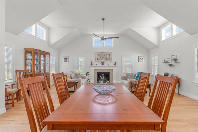 77 Cobblestone Circle, Mashpee, MA 02649