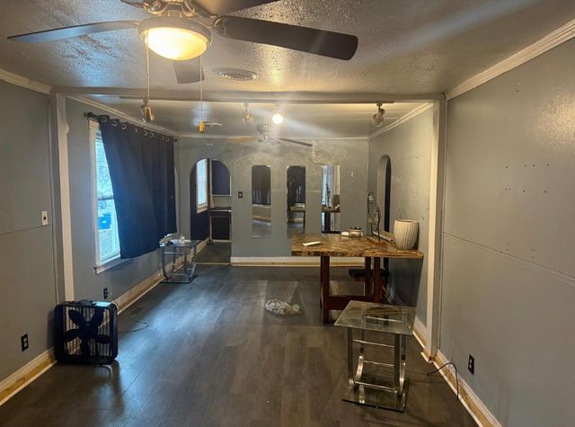 14801 Madison Avenue, Harvey, IL 60426