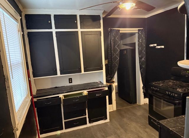 14801 Madison Avenue, Harvey, IL 60426