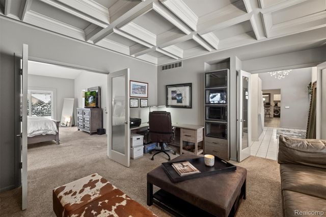 4926 Oak River Drive, Troy, MI 48098