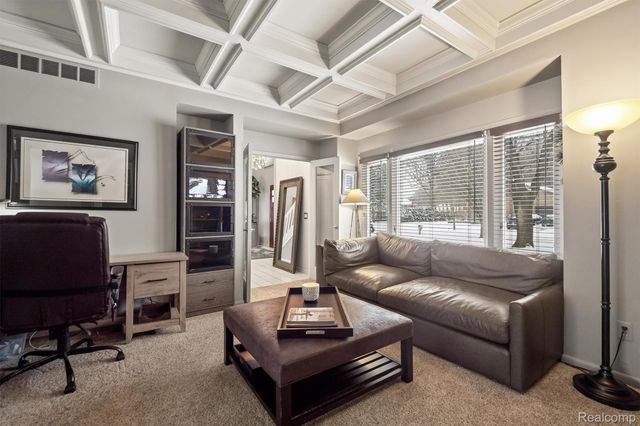 4926 Oak River Drive, Troy, MI 48098