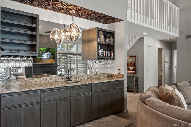 4926 Oak River Drive, Troy, MI 48098